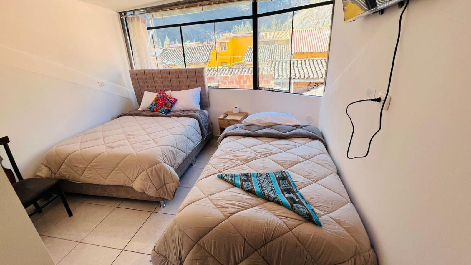 Intikilla Hostal Ollantaytambo Ngoại thất bức ảnh