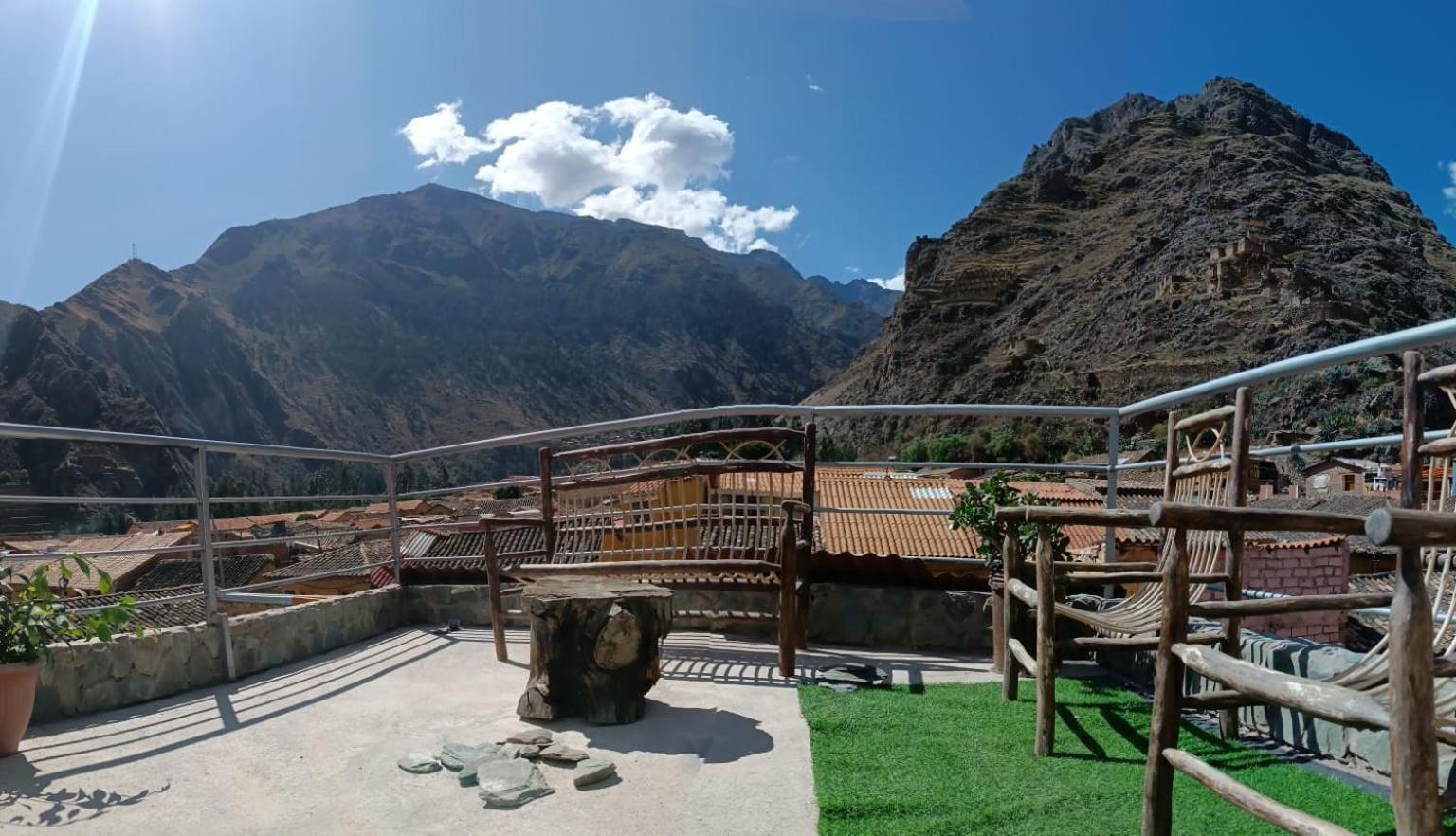 Intikilla Hostal Ollantaytambo Ngoại thất bức ảnh