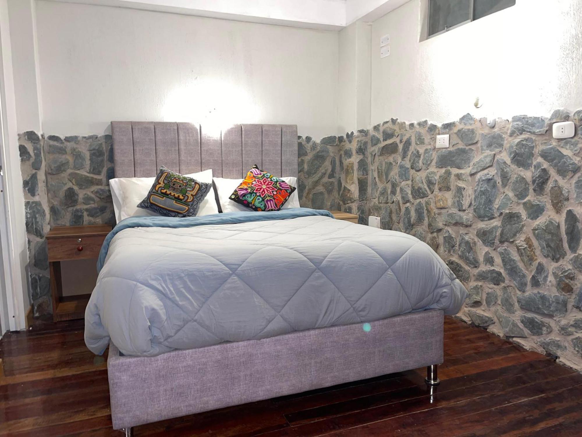Intikilla Hostal Ollantaytambo Ngoại thất bức ảnh