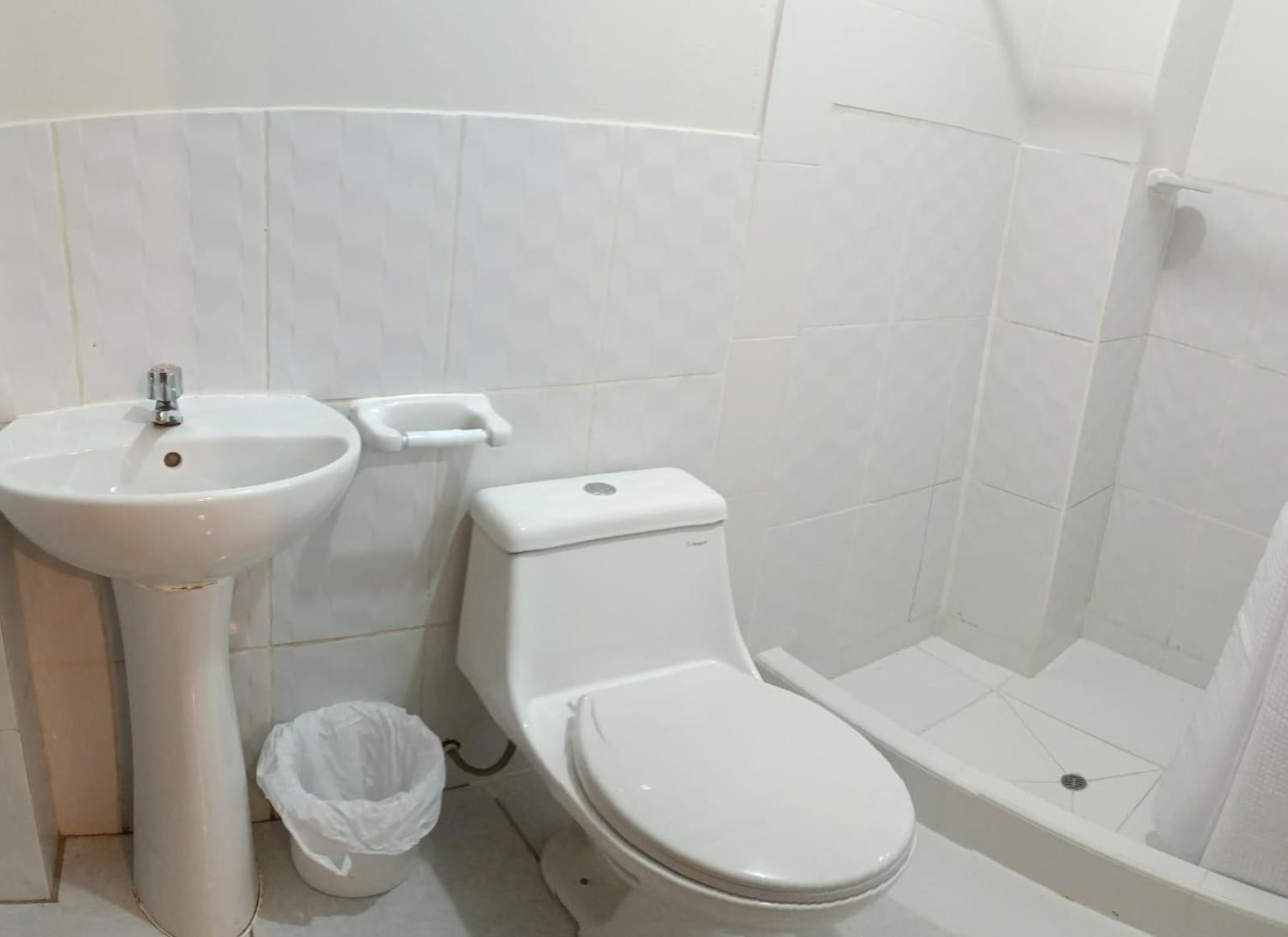 Intikilla Hostal Ollantaytambo Ngoại thất bức ảnh