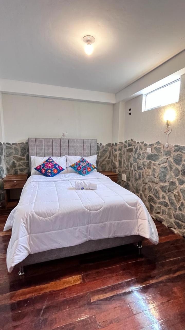 Intikilla Hostal Ollantaytambo Ngoại thất bức ảnh