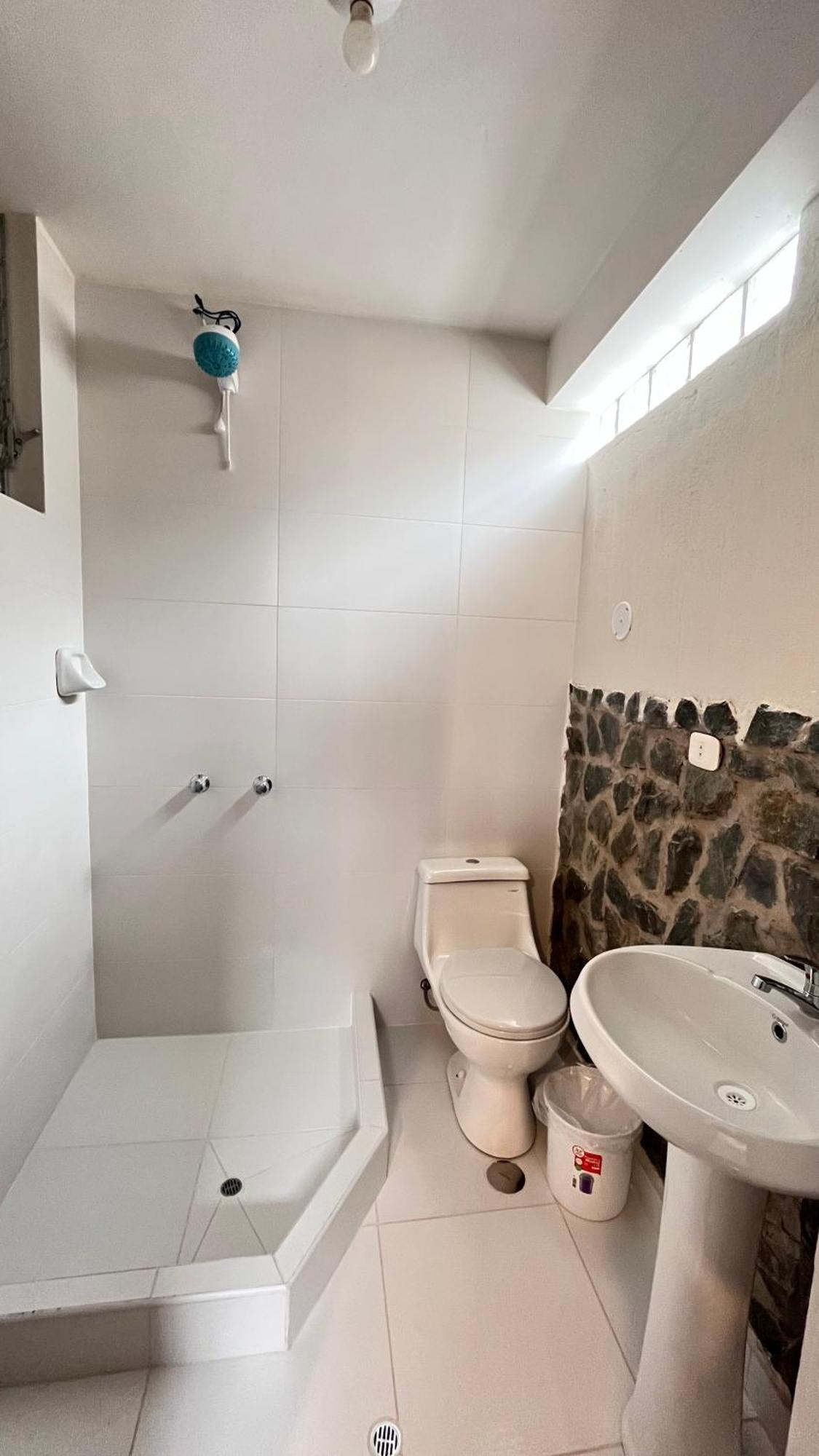 Intikilla Hostal Ollantaytambo Ngoại thất bức ảnh